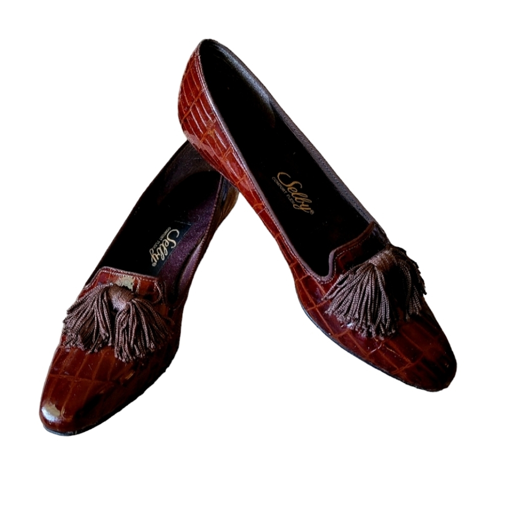 Selby Vintage Brown Leather Croc With Tassles Confort Flex Flats Size 6.5